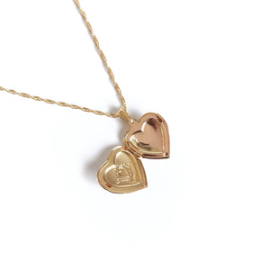 AMOR Locket Pendant Necklace - Gold Filled