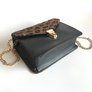 LEOPARDESS Clutch Handbag